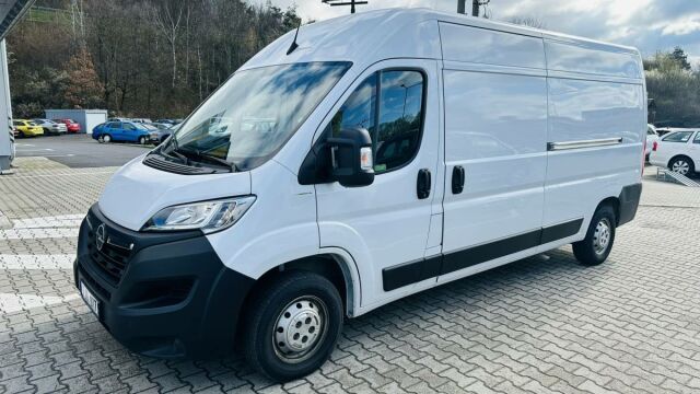 Opel Movano