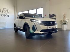 Objavte viac informácií o vozidle Peugeot 3008 NEW ALLURE PACK 1.6 HYBRID4 300k e-EAT8 