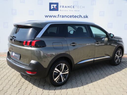 Peugeot 5008 1.5 BlueHDi ALLURE EAT8 7miest