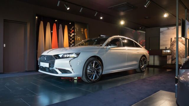 DS Automobiles DS 9