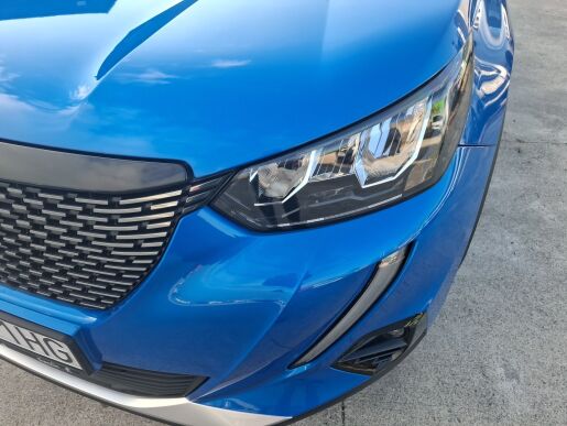 Peugeot 2008 ALLURE PACK 1.2 PureTech 130k EAT8