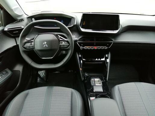 Peugeot 208 e-208 Allure Pack Electric 50 kWh/ 136k 