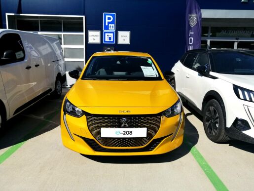 Peugeot 208 e-208 Allure Pack Electric 50 kWh/ 136k 