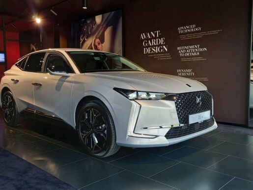 DS Automobiles DS 4 1.6 PureTech 180k EAT8 RIVOLI
