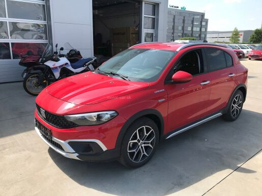 Tipo TIPO hatchback 1.5 MHEV RED
