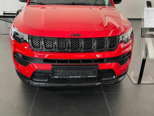 Jeep Compass 1,3 TURBO, 6 MT, NIGHTEAGLE