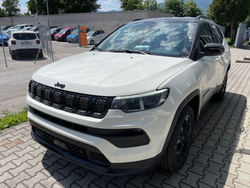 Jeep Compass 1.5 MHEV Night Eagle AT7
