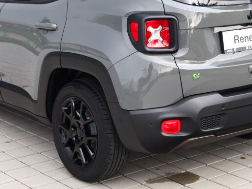 Jeep Renegade UPLAND 1.5e-hybrid 130K FWD 7st. DDCT  