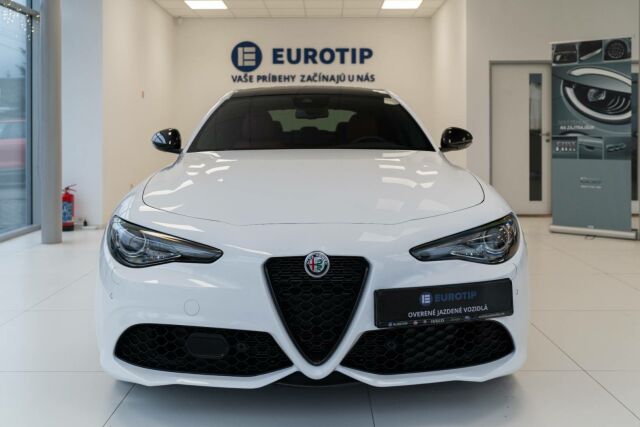 Alfa Romeo Giulia