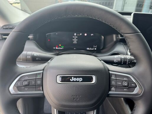 Jeep Compass 1.5 e-Hybrid LIMITED AT7