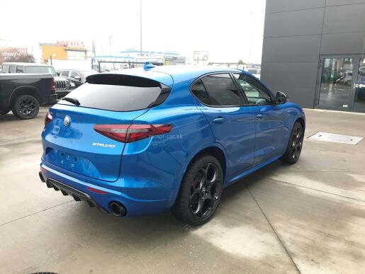 Alfa Romeo Stelvio 2.0 GME 8AT Q4 Veloce