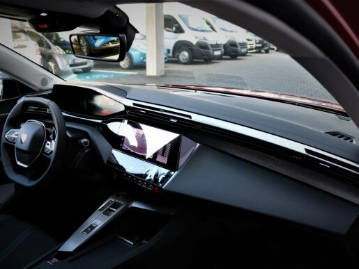 Peugeot 308 1.2 PureTech 130 Allure EAT8