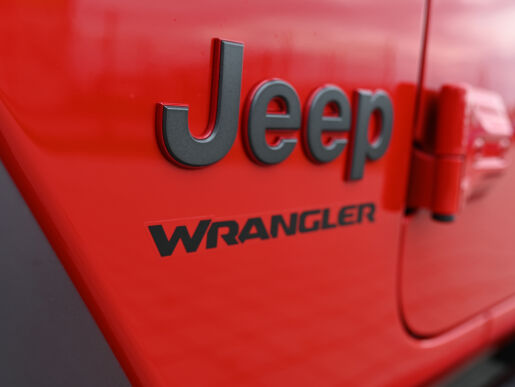 Jeep Wrangler RUBICON 2.0 TURBO 272k 8AT 4WD         