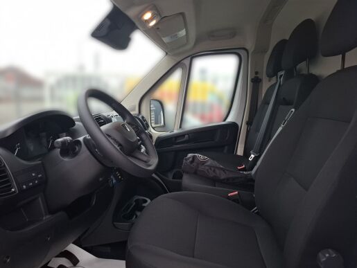 Peugeot Boxer NEW FURGON 435 L4H2 2.2 BlueHDi 180k MT6 
