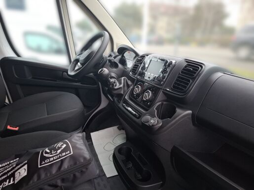 Peugeot Boxer NEW FURGON 435 L4H2 2.2 BlueHDi 180k MT6 