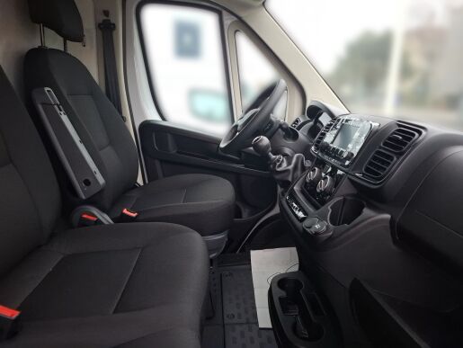 Peugeot Boxer NEW FURGON 435 L4H2 2.2 BlueHDi 180k MT6 