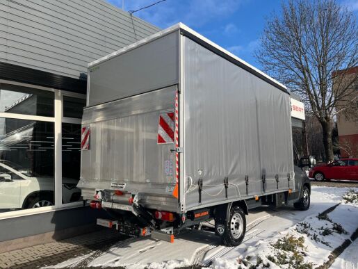 Fiat Ducato valník Maxi L4 35 2,2 180 k 6 MT