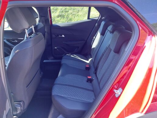 Peugeot 2008 NEW ALLURE 1.2 PureTech 100k BVM6
