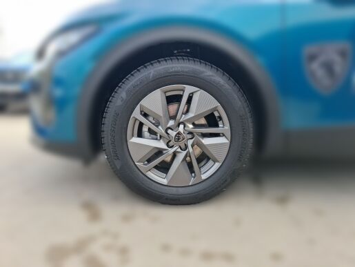 Peugeot 408 ALLURE 1.2 PureTech 130k EAT8