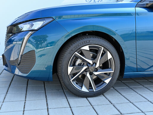 Peugeot 308 ALLURE 1.2 PureTech 130k EAT8