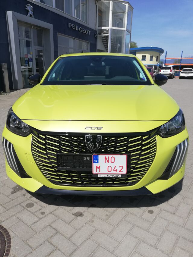 Peugeot 208