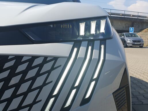 Peugeot 3008 NEW E-3008 GT Electric 210k 73 kWh