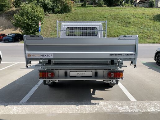Peugeot Boxer Sklápač Kabína 335 L2 2.2L BlueHDi 103 kW / 140 k S&S BVM6