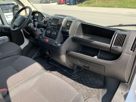 Peugeot Boxer Sklápač Kabína 335 L2 2.2L BlueHDi 103 kW / 140 k S&S BVM6
