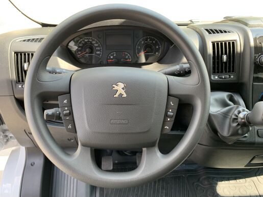 Peugeot Boxer Sklápač Kabína 335 L2 2.2L BlueHDi 103 kW / 140 k S&S BVM6