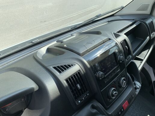 Peugeot Boxer Sklápač Kabína 335 L2 2.2L BlueHDi 103 kW / 140 k S&S BVM6