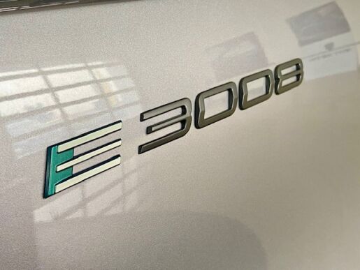 Peugeot 3008 E-3008 GT Elektric 210k 73 kWh