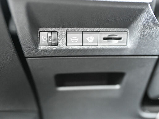 Peugeot 5008 ALLURE 1.2 Hybrid 145k e-DCS6