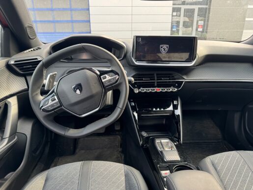 Peugeot 2008 ALLURE 1.2 PureTech 130k EAT8