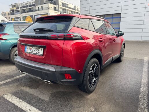 Peugeot 2008 ALLURE 1.2 PureTech 130k EAT8