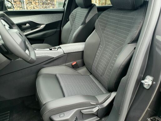Peugeot 5008 NEW ALLURE 1.2 Hybrid 136k e-DCS6 (MHEV)