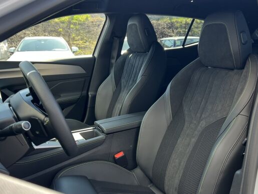 Peugeot 408 1.2 PureTech GT 130k EAT8