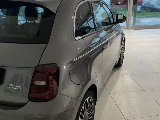 Fiat 500e 500e 3+1 42 kWh