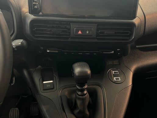 Fiat Dobló Doblo 1.5 MTJ 102k 6MT L1 Combi