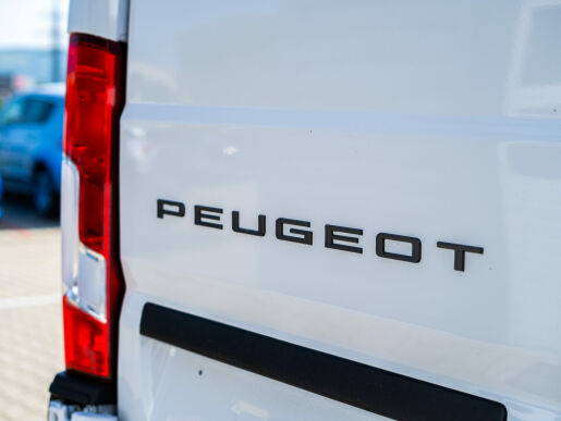 Peugeot Boxer L3H2 2.2 BlueHDi 140k Euro 6.4 MT6