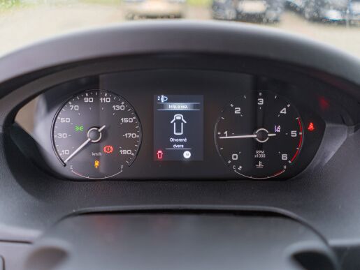 Peugeot Boxer Boxer Valník + Dvojkabína 435 2.2 BludeHDi 140 MT6