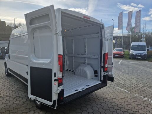Fiat Ducato Ducato Light 2,2 MTJ 140k 6M/T Van 3,5 t L3H2