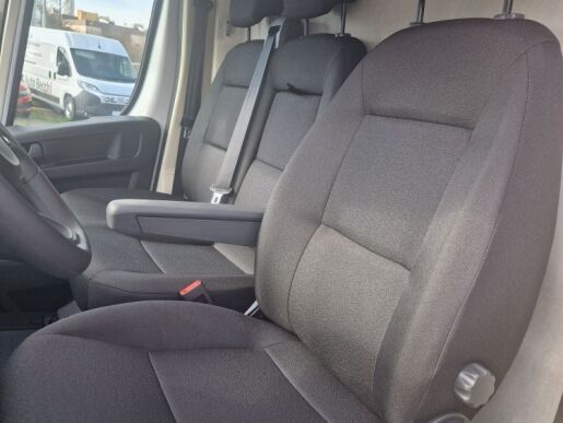 Fiat Ducato Ducato Light 2,2 MTJ 140k 6M/T Van 3,5 t L2H2