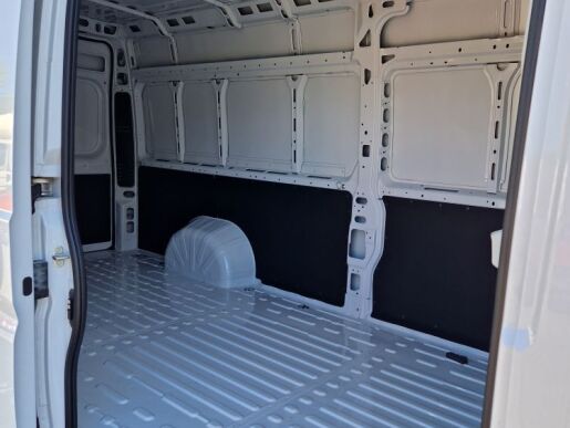 Fiat Ducato Ducato Maxi Dodávka L4H2 2,2MTJ 180k 9AT