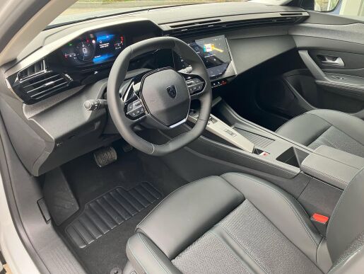 Peugeot 408 ALLURE Hybrid 145k e-DCS6 ( MHEV )
