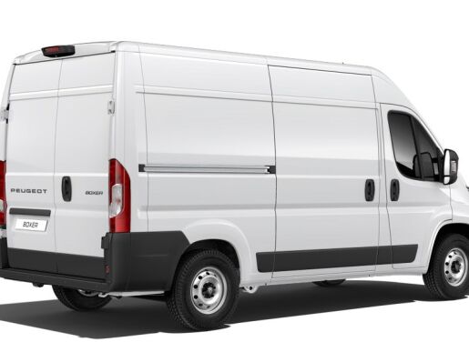 Peugeot Boxer Furgon 335 L3H2 2.2 BlueHDi 140k MT6