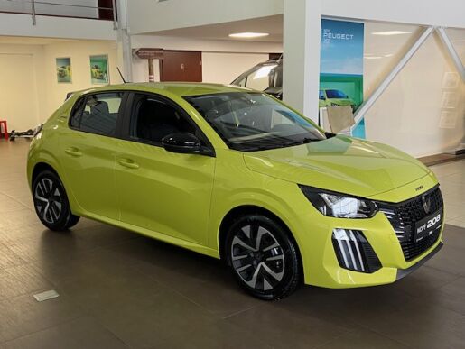 Peugeot 208 208 NEW  STYLE  1.2 PureTech  75k BVM5