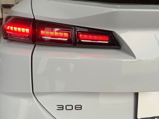 Peugeot 308 SW Peugeot 308 SW 1.2 PureTech 130 EAT-8