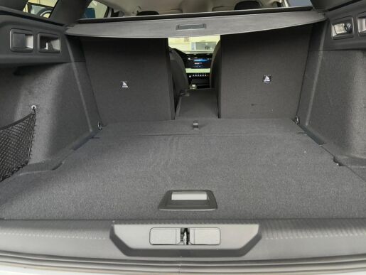 Peugeot 308 SW Peugeot 308 SW 1.2 PureTech 130 EAT-8