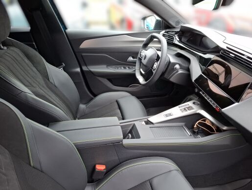 Peugeot 408 GT 1.2 PureTech 130k EAT8