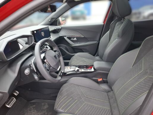 Peugeot 2008 GT 1.2 PureTech 130k EAT8